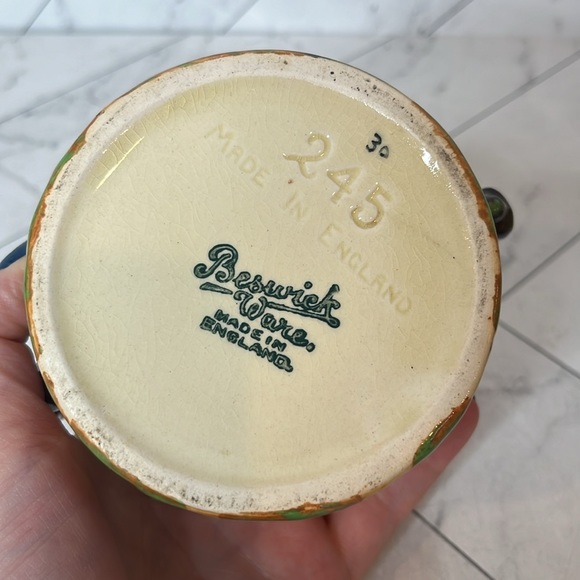 Beswick English Cottage Ware Tea Set, Sugar and Creamer Holders - Picture 4 of 7